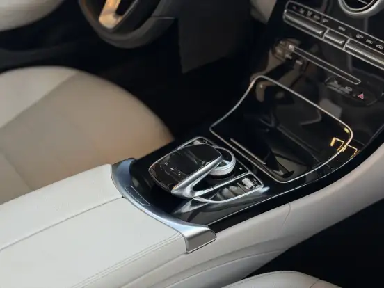 MERCEDES-BENZ-C 180-2017