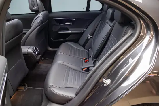 MERCEDES-BENZ-C 200-2023