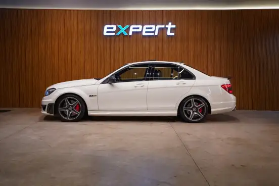MERCEDES-BENZ-C 63 AMG-2012