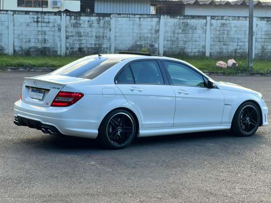 MERCEDES-BENZ-C 63 AMG-6.2 V8 GASOLINA MCT MERCEDES-BENZ-C 63 AMG-2014