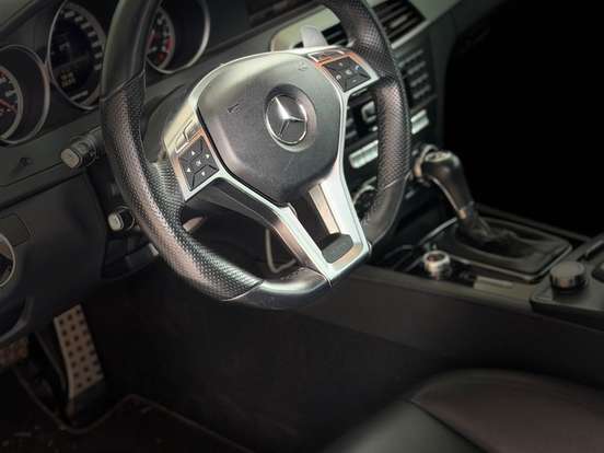 MERCEDES-BENZ-C 63 AMG-6.2 V8 GASOLINA MCT MERCEDES-BENZ-C 63 AMG-2014
