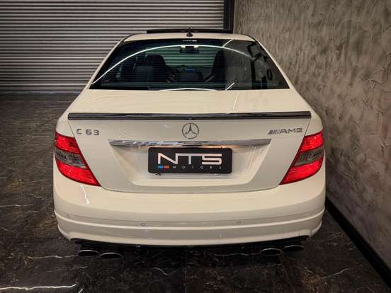 MERCEDES-BENZ-C 63 AMG-6.3 SEDAN V8 GASOLINA 4P AUTOMATICO MERCEDES-BENZ-C 63 AMG-2008