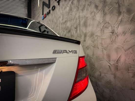 MERCEDES-BENZ-C 63 AMG-6.3 SEDAN V8 GASOLINA 4P AUTOMATICO MERCEDES-BENZ-C 63 AMG-2008