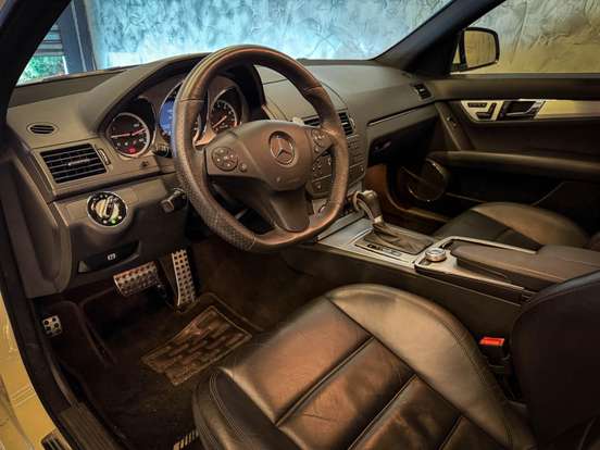 MERCEDES-BENZ-C 63 AMG-2008