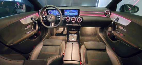 MERCEDES-BENZ-CLA 200-2024