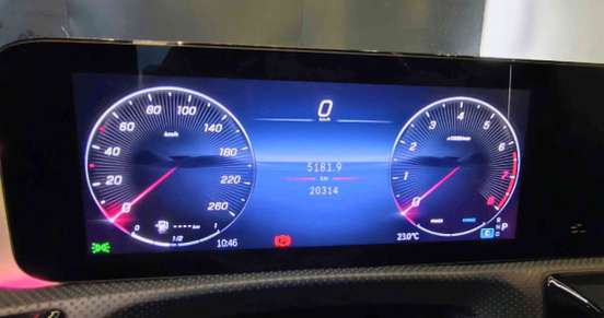 MERCEDES-BENZ-CLA 200-2024