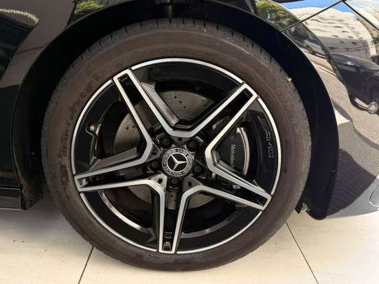 MERCEDES-BENZ-CLA 200-2024