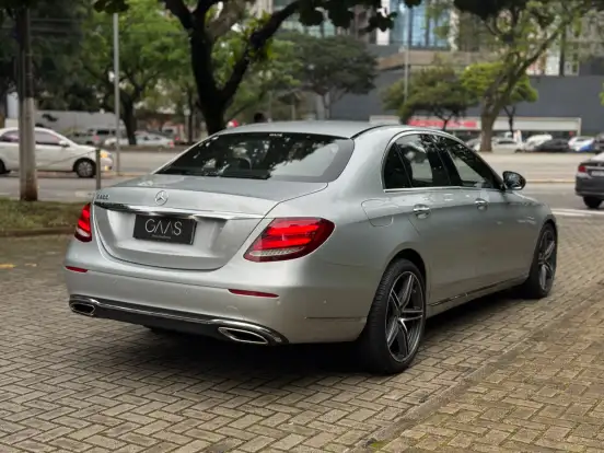 MERCEDES-BENZ-E 250-2.0 CGI GASOLINA EXCLUSIVE 9G-TRONIC MERCEDES-BENZ-E 250-2017