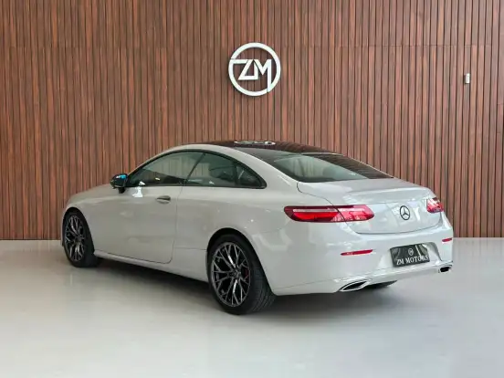 MERCEDES-BENZ-E 300-2017