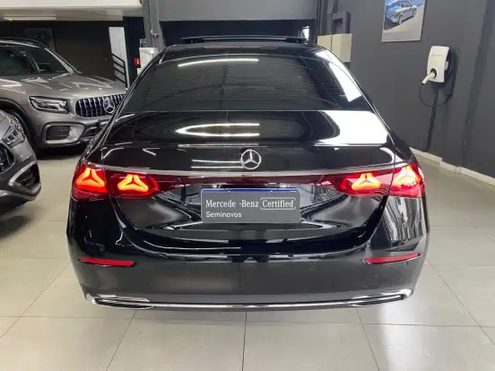 MERCEDES-BENZ-E 300-2025