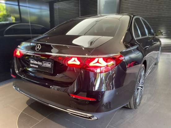 MERCEDES-BENZ-E 300-2.0 MHEV EXCLUSIVE 9G-TRONIC MERCEDES-BENZ-E 300-2024