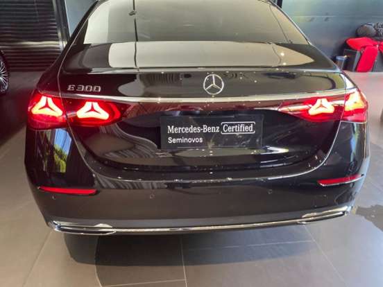 MERCEDES-BENZ-E 300-2024