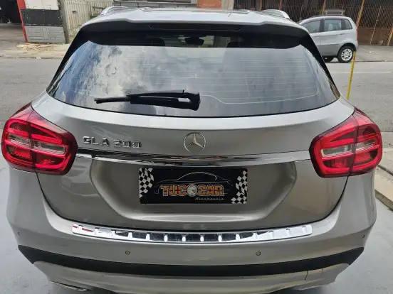 MERCEDES-BENZ-GLA 200-1.6 CGI ADVANCE 16V TURBO GASOLINA 4P AUTOMÁTICO MERCEDES-BENZ-GLA 200-2014
