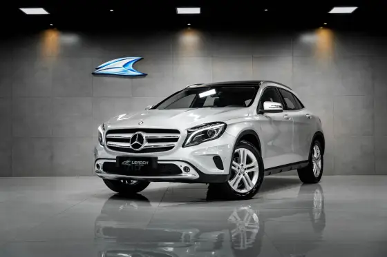 MERCEDES-BENZ GLA 200 1.6 CGI ENDURO 16V TURBO FLEX 4P AUTOMÁTICO