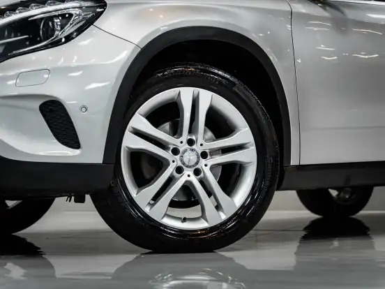 MERCEDES-BENZ-GLA 200-1.6 CGI ENDURO 16V TURBO FLEX 4P AUTOMÁTICO MERCEDES-BENZ-GLA 200-2017