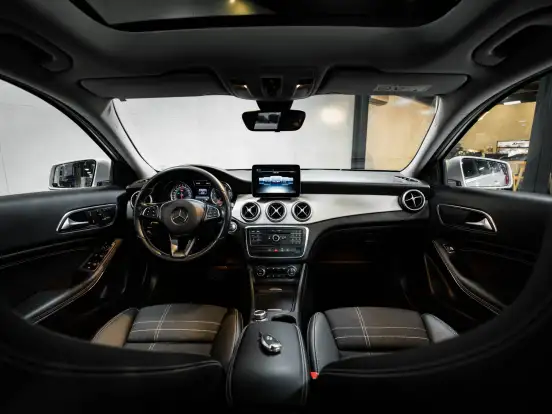 MERCEDES-BENZ-GLA 200-1.6 CGI ENDURO 16V TURBO FLEX 4P AUTOMÁTICO MERCEDES-BENZ-GLA 200-2017