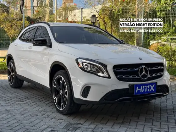 MERCEDES-BENZ GLA 200 1.6 CGI FLEX NIGHT 7G-DCT