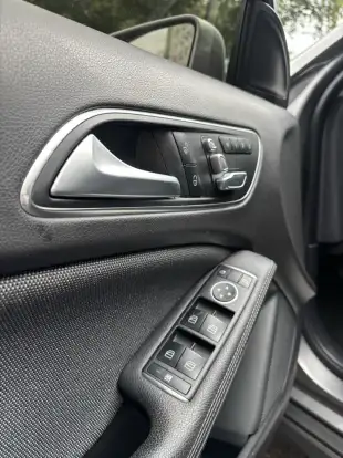 MERCEDES-BENZ-GLA 200-1.6 CGI FLEX STYLE 7G-DCT MERCEDES-BENZ-GLA 200-2019