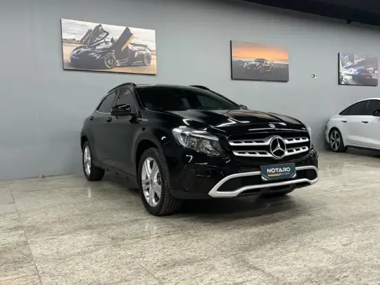 MERCEDES-BENZ-GLA 200-2018