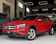 MERCEDES-BENZ GLA 200 1.6 CGI VISION BLACK EDITION 16V TURBO FLEX 4P AUTOMÁTICO MERCEDES-BENZ GLA 200 1.6 CGI VISION BLACK EDITION 16V TURBO FLEX 4P AUTOMÁTICO