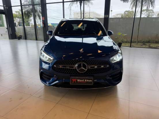 MERCEDES-BENZ-GLA 200-2024