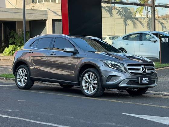 MERCEDES-BENZ GLA 200 1.6 CGI ADVANCE 16V TURBO FLEX 4P AUTOMÁTICO