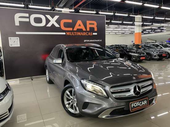 MERCEDES-BENZ-GLA 200-2014