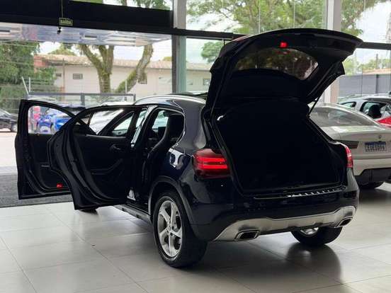 MERCEDES-BENZ-GLA 200-1.6 CGI FLEX ADVANCE 7G-DCT MERCEDES-BENZ-GLA 200-2018