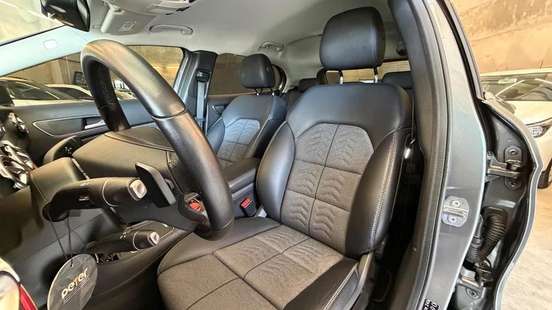 MERCEDES-BENZ-GLA 200-2019