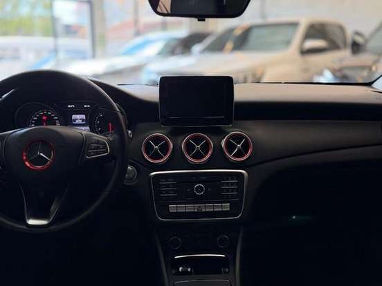 MERCEDES-BENZ-GLA 200-1.6 CGI FLEX STYLE 7G-DCT MERCEDES-BENZ-GLA 200-2019