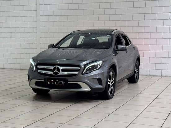 MERCEDES-BENZ-GLA 200-2015