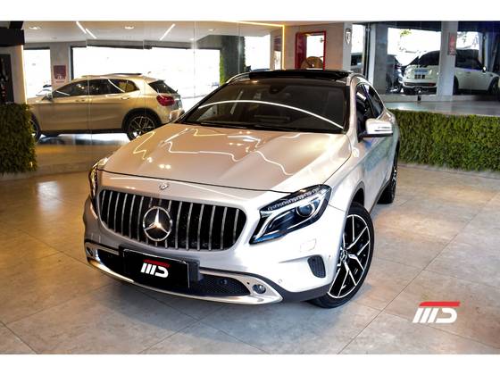 MERCEDES-BENZ GLA 250 2.0 16V TURBO GASOLINA SPORT 4P AUTOMÁTICO