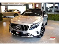 MERCEDES-BENZ GLA 250 2.0 16V TURBO GASOLINA SPORT 4P AUTOMÁTICO MERCEDES-BENZ GLA 250 2.0 16V TURBO GASOLINA SPORT 4P AUTOMÁTICO