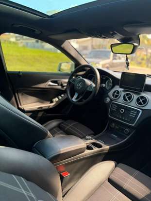 MERCEDES-BENZ-GLA 250-2016