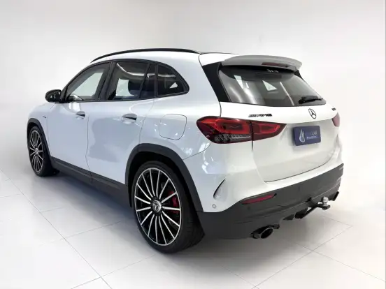 MERCEDES-BENZ-GLA 35 AMG-2.0 CGI GASOLINA 4MATIC SPEEDSHIFT MERCEDES-BENZ-GLA 35 AMG-2022