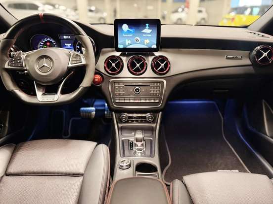 MERCEDES-BENZ-GLA 45 AMG-2.0 16V TURBO GASOLINA 4P AUTOMÁTICO MERCEDES-BENZ-GLA 45 AMG-2016