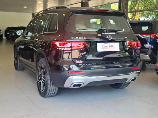 MERCEDES-BENZ-GLB 200-2020
