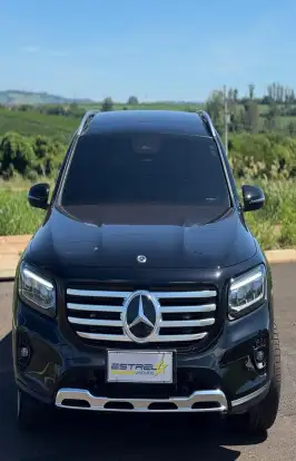 MERCEDES-BENZ-GLB 200-2023