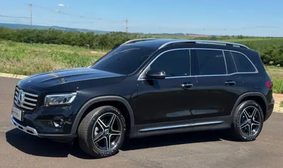 MERCEDES-BENZ-GLB 200-2023