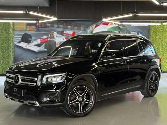 MERCEDES-BENZ-GLB 200-2023