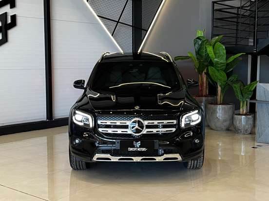 MERCEDES-BENZ-GLB 200-2021