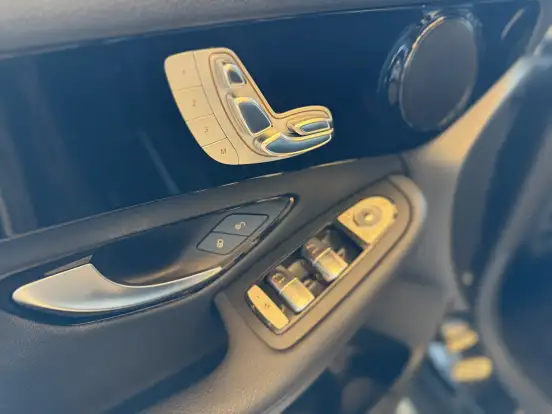 MERCEDES-BENZ-GLC 250-2018