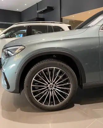 MERCEDES-BENZ-GLC 300-2026