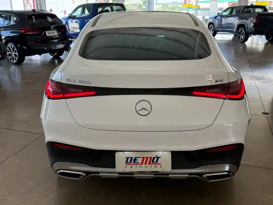 MERCEDES-BENZ-GLC 300-2024