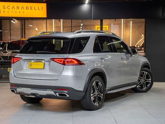 MERCEDES-BENZ-GLE 400d-2023
