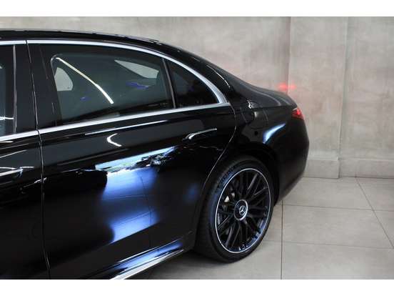 MERCEDES-BENZ-S 63 AMG-2024
