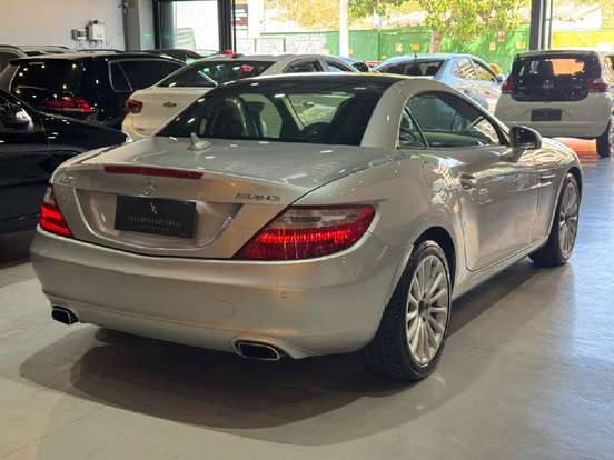MERCEDES-BENZ-SLK 200-2011