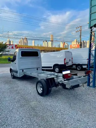 MERCEDES-BENZ-SPRINTER-2021