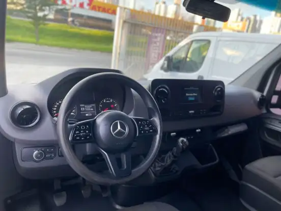 MERCEDES-BENZ-SPRINTER-2021