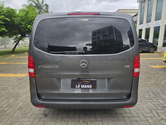 MERCEDES-BENZ-VITO-2.0 CGI FLEX TOURER 119 LUXO 8L MANUAL MERCEDES-BENZ-VITO-2016